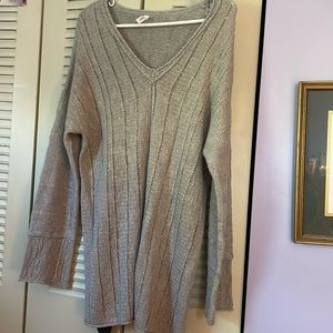 Silver v neck light sweater